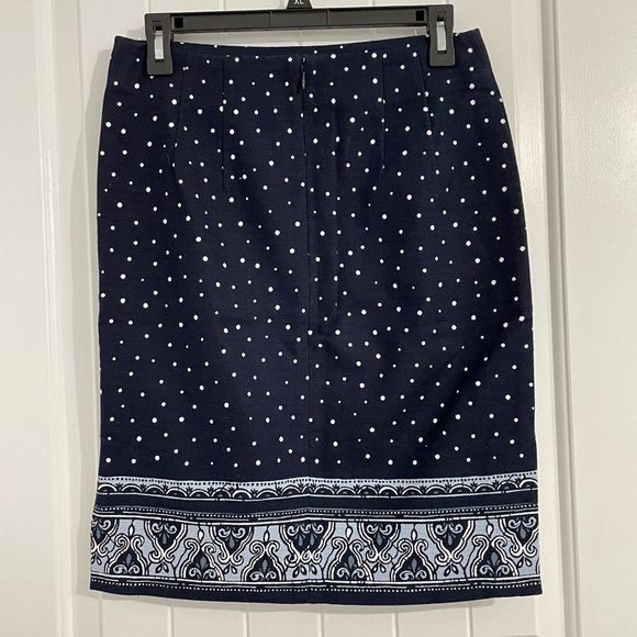 Ann Taylor Blue Motif Prints Knee Length Tapered Skirt - Picture 3 of 6